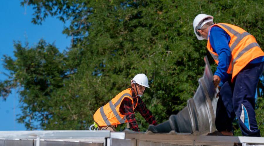 Professional new roof installation services in New Sharon, IA